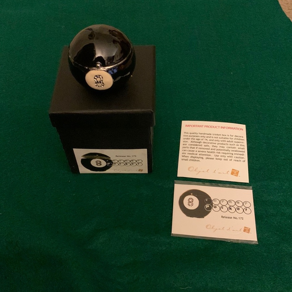 Corner Pocket by: Objet D’art